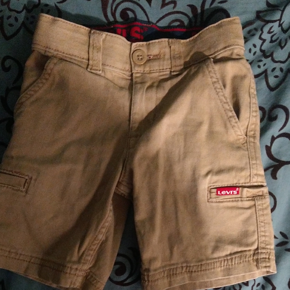 Levi's Khaki Cargo Shorts